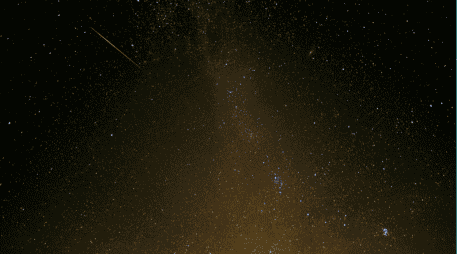 La lluvia de meteoros Úrsidas se destaca por su actividad, ya que durante su pico las Úrsidas pueden producir hasta 10 meteoros por hora. ESPECIAL/Canva