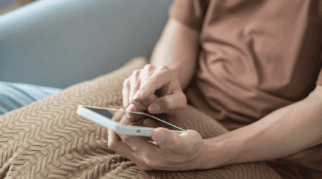 Registra tú línea telefónica para evitar que bloqueen tu línea. CANVA