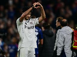 Aunque no logró hacerse presente en el marcador y mantuvo su racha sin gol, el trabajo de Raúl Jiménez en el frente de ataque fue clave para generar espacios y contribuir al funcionamiento ofensivo del conjunto londinense. AFP / ARCHIVO