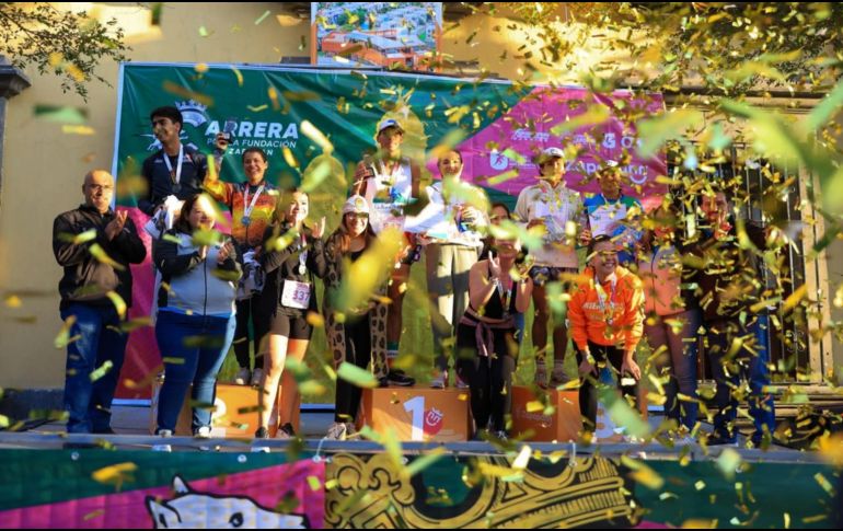 La ruta de 10 kilómetros, trazada por el corazón de la Ciudad de las Niñas y los Niños, ofreció postales únicas. ESPECIAL / Comude Jalisco