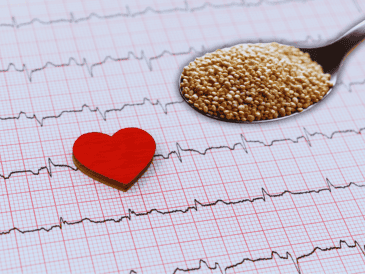 Debido a sus nutrientes, la quinoa colabora en el control del colesterol, mejorando la circulación sanguínea y previniendo la formación de coágulos. ESPECIAL / CANVA