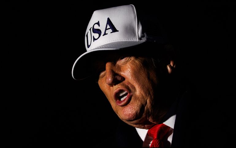 Trump endureció las restricciones migratorias tras un ataque en Washington y amplió la lista de países vetados. EFE/ARCHIVO