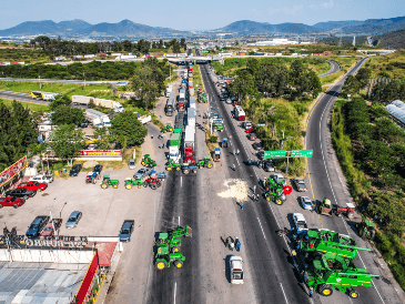 Se prevén cierres totales o parciales en carreteras federales, accesos a grandes ciudades y corredores logísticos clave. EL INFORMADOR / ARCHIVO