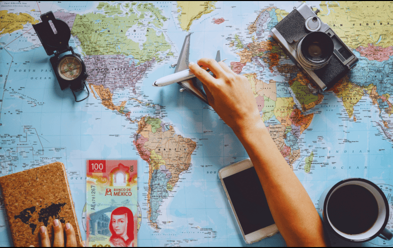 En algunos casos, reservar con mucha antelación permite acceder a mejores precios. En otros, es posible encontrar buenas ofertas en el último momento. ESPECIAL / CANVA