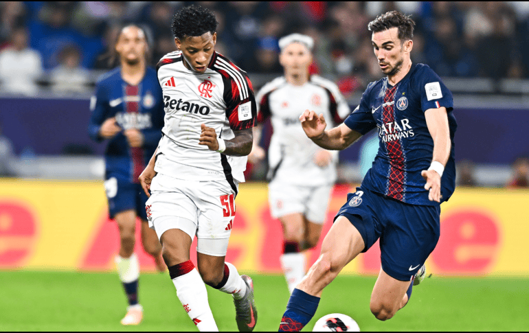 El PSG se convirtió en el tercer equipo en todo el mundo en conquistar seis títulos en un mismo año, una hazaña reservada para muy pocos. EFE / N. Thekkayil