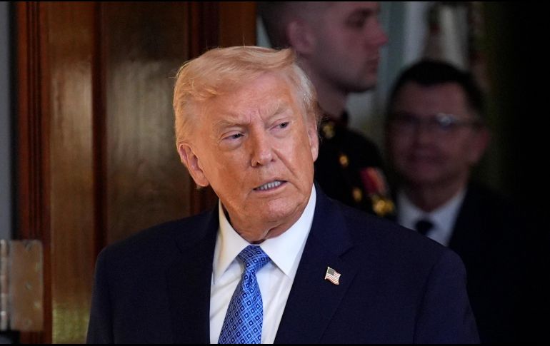 El mandatario estadounidense señaló que su país intentará recuperar derechos petroleros que, según él, fueron retirados por Venezuela. EFE/Y. Gripas
