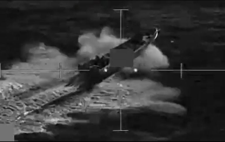 Las fuerzas armadas de Estados Unidos destruyeron este miércoles una nueva lancha supuestamente ligada al narcotráfico en aguas internacionales del Pacífico Oriental y asesinaron a las cuatro personas que tripulaban la nave. ESPECIAL