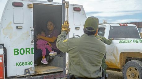 Los mexicanos repatriados de Estados Unidos cuentan con apoyo del  Gobierno de México. AFP
