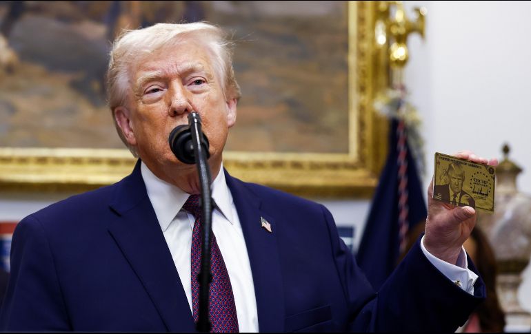 Trump mantiene su presión sobre Nicolás Maduro. EFE/W. Oliver