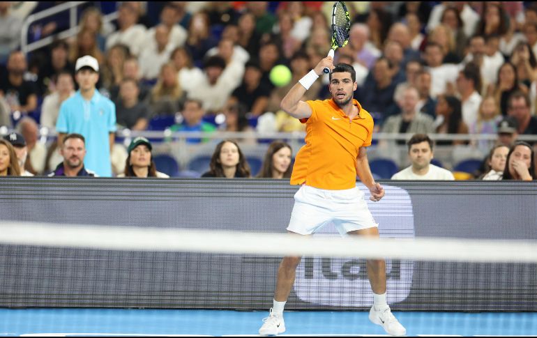 Alcaraz terminó el año como número 1 tras haberse repartido los cuatro grandes del año con su gran rival. AFP / ARCHIVO
