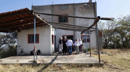 Al lugar acudieron elementos de la Comisaría de Tonalá, quienes realizaron el acordonamiento del área y llevaron a cabo las diligencias correspondientes, en apoyo del colectivo de búsqueda. ESPECIAL