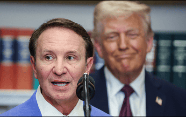 Un análisis de la organización Global Project Against Hate and Extremism (GPAHE) muestra que la constelación de pensamientos que rodean a la Casa Blanca forma 