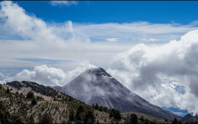 Recuerda que el acceso al parque del Nevado de Colima es de 08:00 a 19:00 horas de lunes a domingo, salvo por clima adverso u operativos. EL INFORMADOR/ARCHIVO