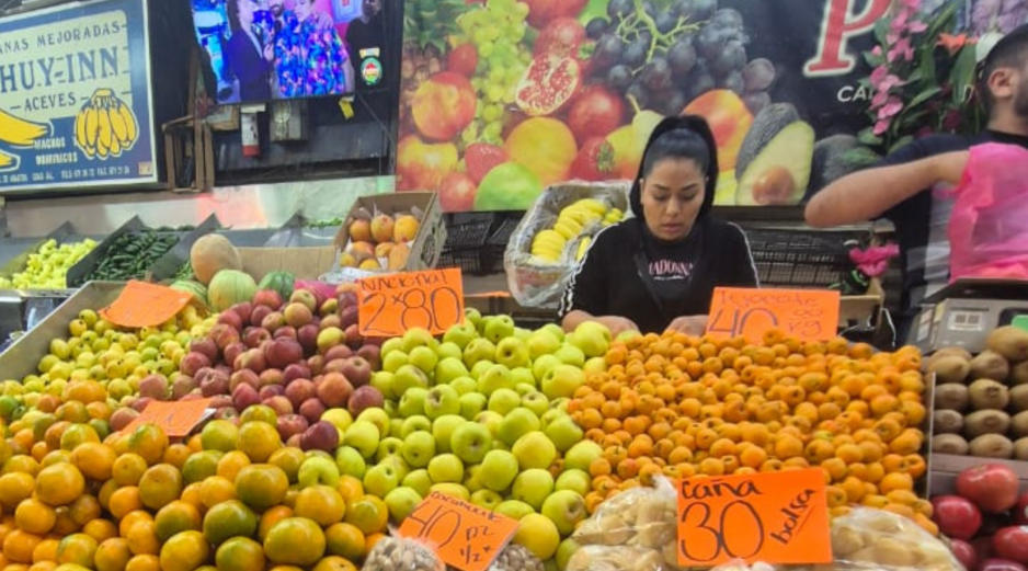 En esta temporada navideña, la guayaba también incrementó su precio y actualmente se vende hasta en 40 pesos. EL INFORMADOR /  J. VELAZCO