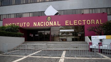 Los trámites relacionados con la credencial para votar estarán disponibles solo en determinados días durante el periodo navideño. EFE/ARCHIVO