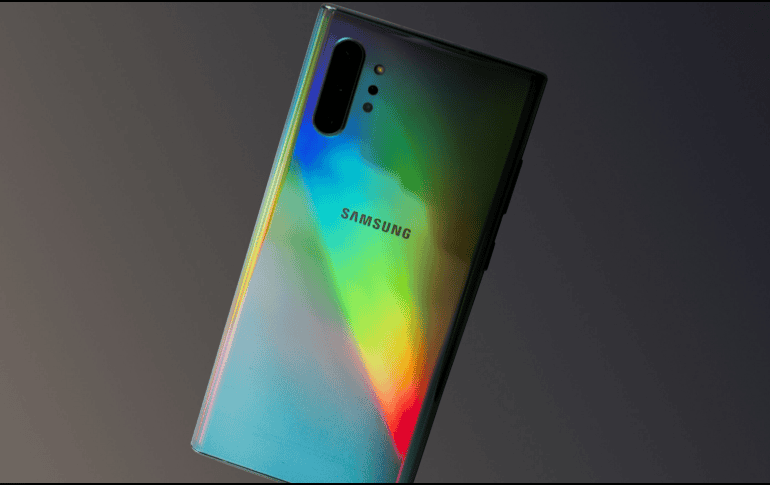 El Samsung Galaxy S26 Ultra ha captado la atención de muchas personas por sus supuestas mejoras en rendimiento. UNSPLASH / M. WHITE