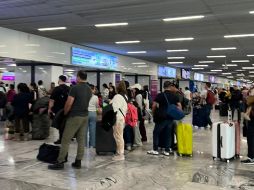 De acuerdo con el Grupo Aeroportuario del Pacífico, en estos días se realizan hasta 52 operaciones por hora entre pasajeros, carga y aviación general. ESPECIAL