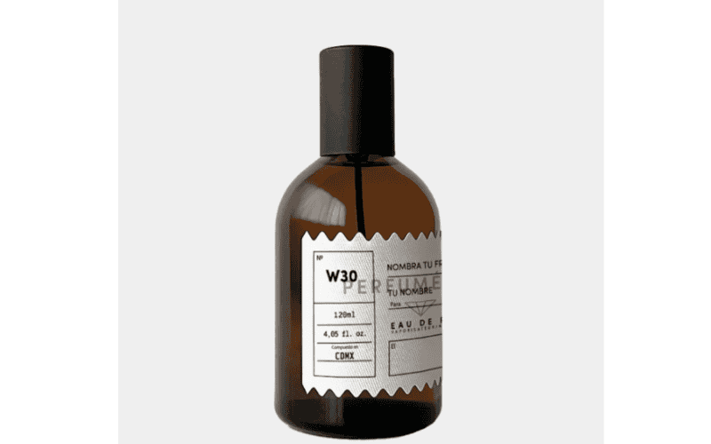 El jazmin el lirio y la vainilla aportan una suavidad floral. perfumerica.mx