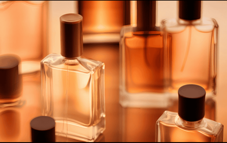 Elegir un perfume para Año Nuevo es una forma de manifestar cómo queremos sentirnos. CANVA