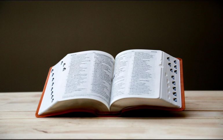 En la mayoría de los casos son los cambios tecnológicos los que han influido en el lenguaje, según instituciones y diccionarios del mundo. UNSPLASH/Pisit Heng