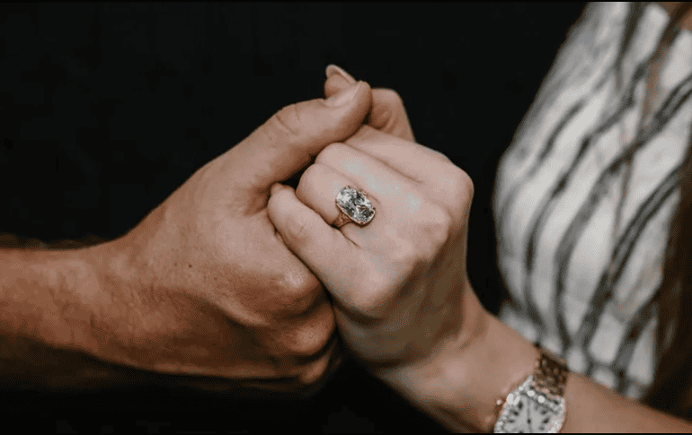 Los anillos de compromiso de las celebridades en 2025. ESPECIAL / IG / @taylorswift13