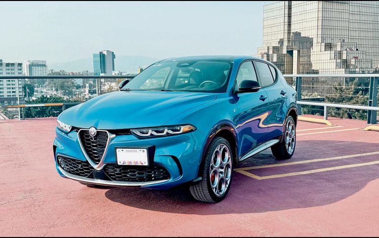 La Alfa Romeo Tonale cuenta con un diseño italiano que privilegia la emoción al volante sobre la razón, pensado para quienes viven el presente y disfrutan cada kilómetro. ESPECIAL