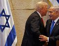 Fotografía del presidente de Estados Unidos, Donald Trump (I) y el primer ministro de Israel, Benjamín Netanyahu (D). EFE/EPA/J. Marey