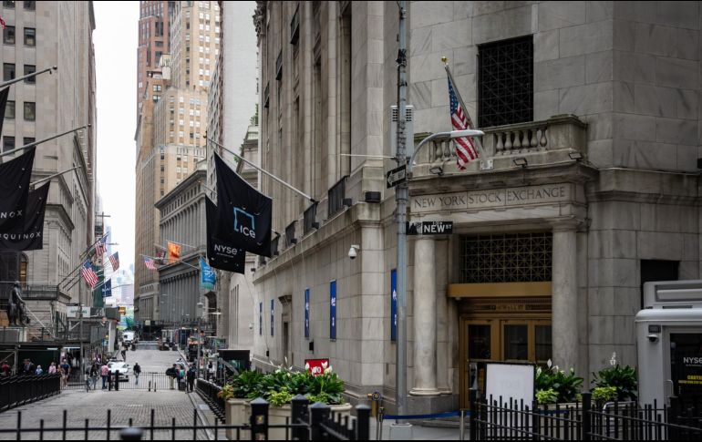Wall Street cerró este miércoles en terreno mixto y su principal indicador, el Dow Jones de Industriales, bajó un 0.94 % tras otra jornada centrada en Venezuela y varias noticias que afectaron a grandes empresas. EFE / ARCHIVO
