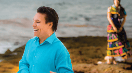 La cantante que aparece en edición especial de disco de Juan Gabriel. ESPECIAL / SPOTIFY