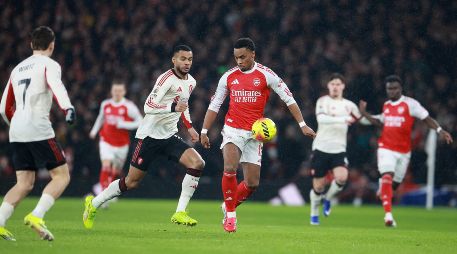 Con 17 partidos restantes, los Gunners son los principales candidatos para conseguir el campeonato. EFE/N. Hall