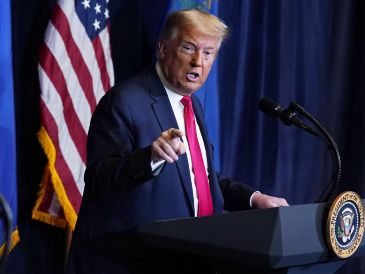 "Estados Unidos y Venezuela están trabajando conjuntamente, especialmente en la reconstrucción, de una forma mucho mayor, mejor y más moderna, de su infraestructura de petróleo y gas", dijo Trump. AP/ARCHIVO