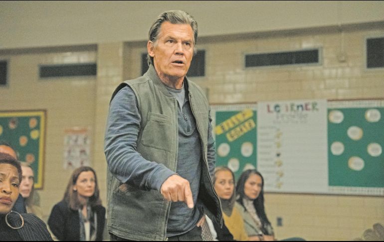 El actor Josh Brolin da vida a Archer en la cinta “Weapons”. CORTESÍA