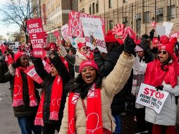 La huelga, que ocurre durante una temporada de gripe severa, podría obligar a los hospitales a transferir pacientes, cancelar intervenciones o desviar ambulancias. AP