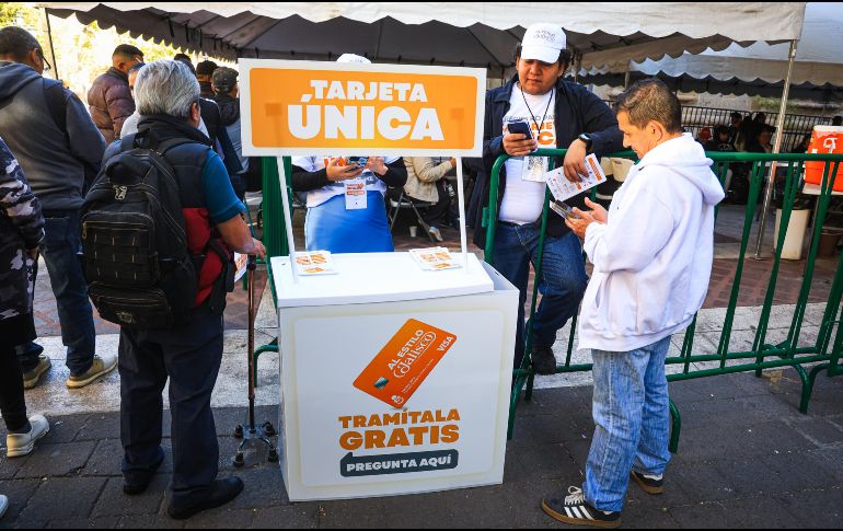 La Tarjeta Única Al Estilo Jalisco busca ayudar a la economía de quienes usan diariamente el transporte público en el Estado. EL INFORMADOR/J. Acosta