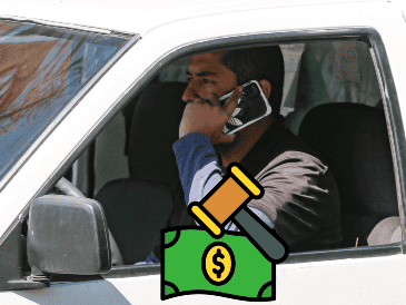 El 8% de las muertes por accidentes de tránsito en 2020 involucraron un distractor como el celular. EL INFORMADOR / ARCHIVO