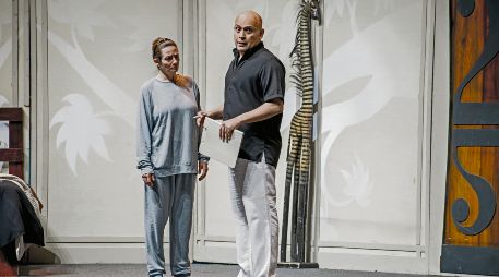 En la obra escrita y protagonizada por Odin Dupeyron, también participa Erika Blenher. ESPECIAL