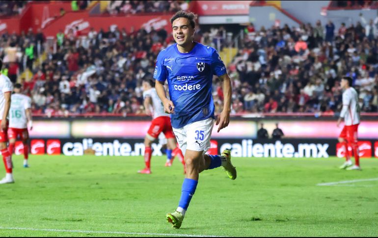 Iker Fimbres celebra tras anotar el segundo gol del partido. IMAGO7/R. Dávila