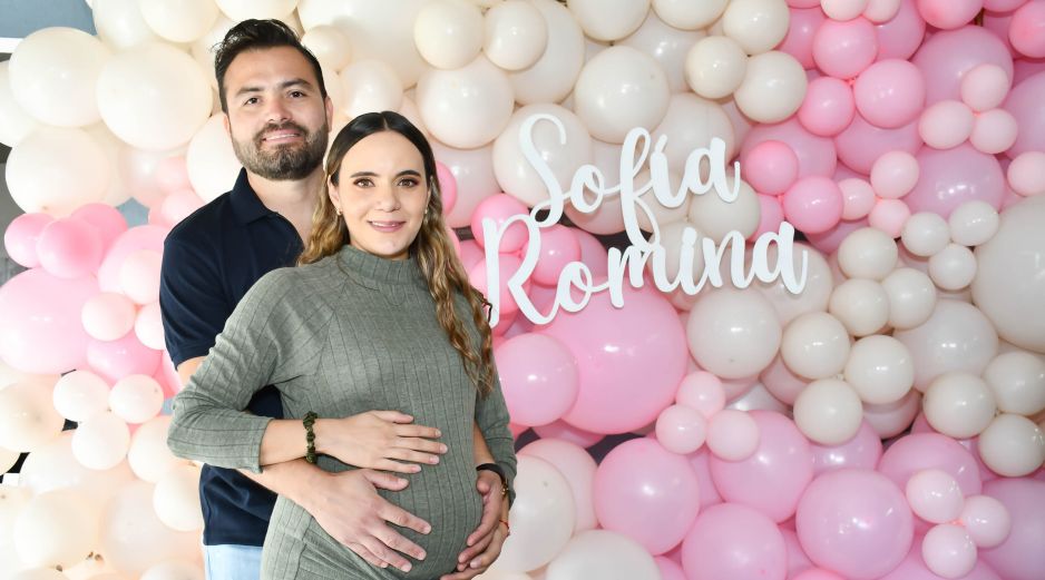 Saúl Moreno y Carolina Landeros. GENTE BIEN JALISCO / Revista del 16 de enero 2025