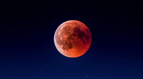 Los eclipses lunares de este 2026 son un recordatorio de la precisión del universo. UNSPLASH / M. ADAMS