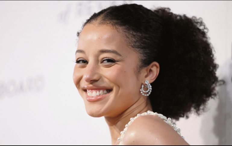 Chase Infiniti posa en la alfombra roja de los Premios de la Junta Nacional de Crítica, en Nueva York, el 13 de enero de 2026. AFP