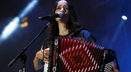 El anuncio del concierto se dio a conocer mientras Venegas comparte información sobre su siguiente producción discográfica, titulada Norteña. NTX / ARCHIVO