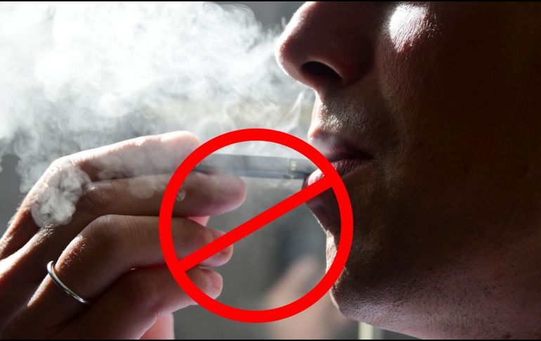 También queda prohibida la publicidad y propaganda de cigarrillos electrónicos y vapeadores a través de cualquier medio de comunicación, incluidos los impresos, digitales, televisivos, radiales o cualquier otra vía. ESPECIAL / AFP y CANVA