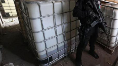 En el lugar se inhabilitó una manguera que estaba conectada a las dos tomas clandestinas. ESPECIAL