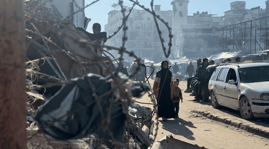 Los expertos se mostraron especialmente críticos con la decisión tomada por las autoridades israelíes el 30 de diciembre de prohibir la actividad de 37 organizaciones internacionales de ayuda humanitaria en Palestina. EFE/ Ahmad Awad