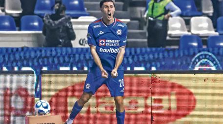 Paradela aprovechó los rebotes en el área poblana y mandó a guardar el esférico al minuto 77. IMAGO7