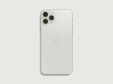 Se presume que el diseño del iPhone 18 Pro Max será novedoso y contará con múltiples funcionalidades. UNSPLASH / V. RAGUNATHAN