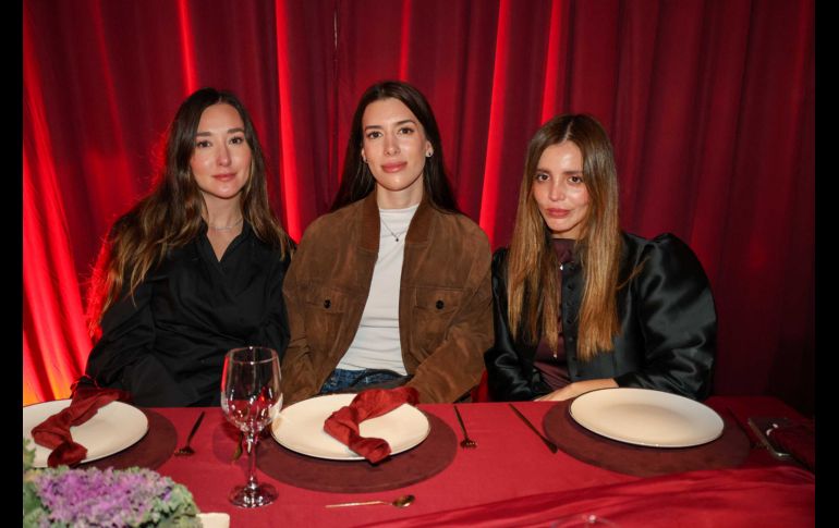 Ana Acosta, Lucia Godoy y Ale Guerra. GENTE BIEN JALISCO /  Cumpleaños 54 de Yuri Zatarain