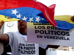 Durante la sesión, el embajador de EU indicó que unas mil personas continúan encarceladas sin motivos legales. EFE/ M. Gutierrez