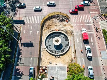 Vista panorámica del Paseo Chapultepec, donde el Ayuntamiento de Guadalajara realiza la renovación del camellón sin cierres viales, para mejorar la imagen urbana y la seguridad peatonal. EL INFORMADOR/A. Navarro