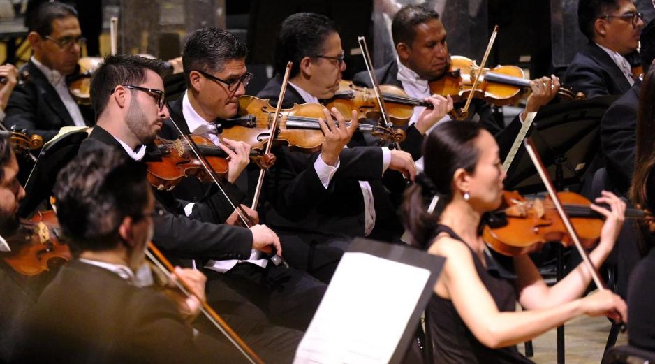 El programa abre con el “Rondó de Les biches”, de Francis Poulenc, pieza que introduce a la orquesta desde una lógica de movimiento y contraste. CORTESÍA/ Secretaria de Cultura Jalisco